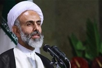 جنگ تبلیغاتی مهمتر از جنگ اقتصادی است/ خون شهیدان ضامن بقای جمهوری اسلامی