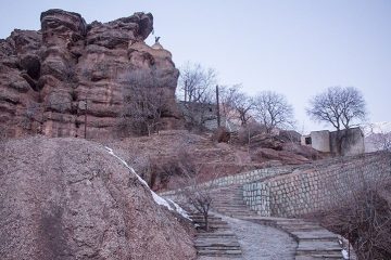 ثبت تردد ۲۹ هزار مسافر به فریدونشهر/ خدمت رسانی راهداران به ۸۰ روستای صعب العبور