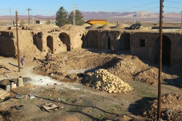 فاز اول مرمت کاروانسرای طرلاب قم آغاز شد