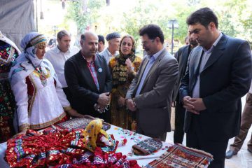 جشنواره و نمایشگاه مد و لباس کُردی با هدف ترویج لباس اسلامی ایرانی برپا شد