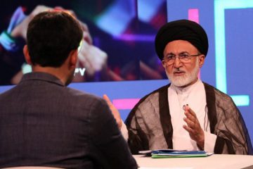 دست کسی را که توافقنامه ذلت‌بار با سعودی‌ها امضاء کند، باید قطع کرد