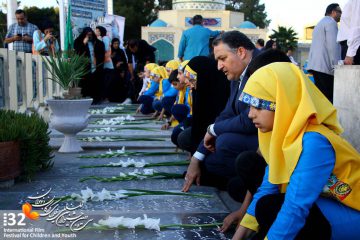 قدردان قهرمان هایی که هرگز تکرار نمی شوند هستیم