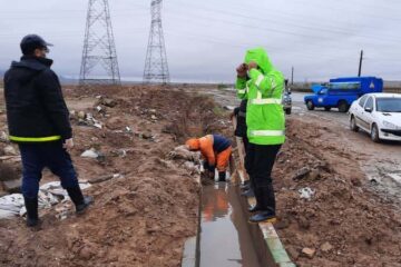 رفع کامل آبگرفتگی معابر پردیسان تا ساعتی دیگر/عدم احداث کانال انتقال آب‌های سطحی مشکل اصلی آبگرفتگی پردیسان است