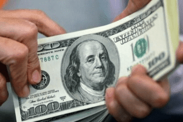 بانک مرکزی دلارهای گردشگران خارجی را می‌خرد