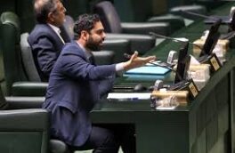 خسارات بانک آینده را از جیب متخلف اصلی یعنی علی انصاری جبران کنید، نه جیب مردم