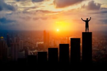 دلیل واقعی افزایش و سقوط درآمدها چیست؟