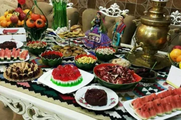 کاهش قدرت خرید، سفره یلدا را کوچک‌تر کرد