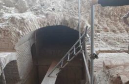 گذر کمر زرین