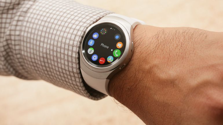 آپدیت جدید Gear S2، افزایش طول عمر باتری و ارتقای امنیت این ساعت را به‌دنبال خواهد داشت